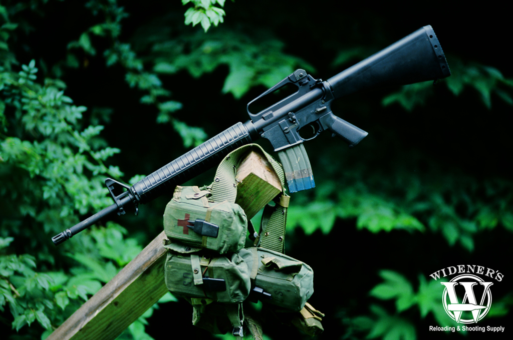 a photo of the Colt M16A2 service rifle
