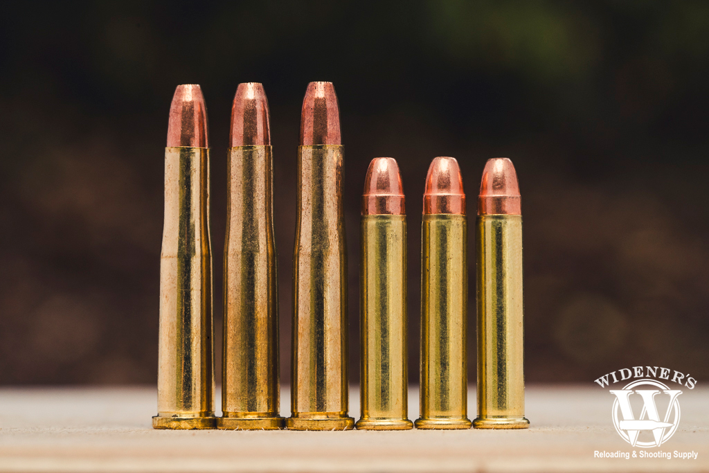 a photo comparing the 22 Hornet VS 22 Mag