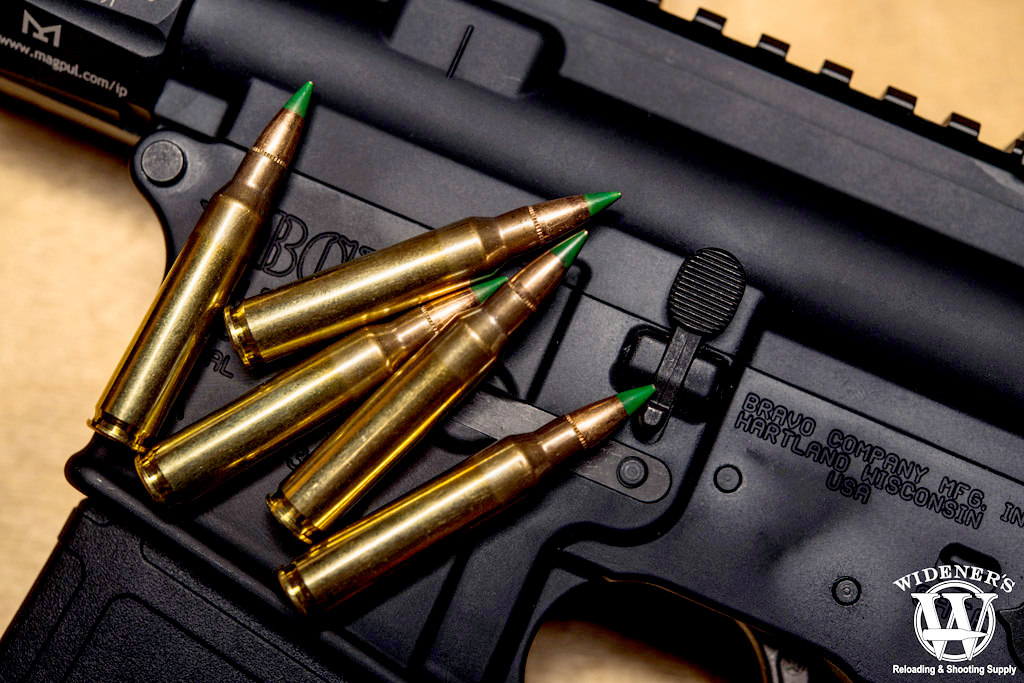 a photo of m855 green tip ammo