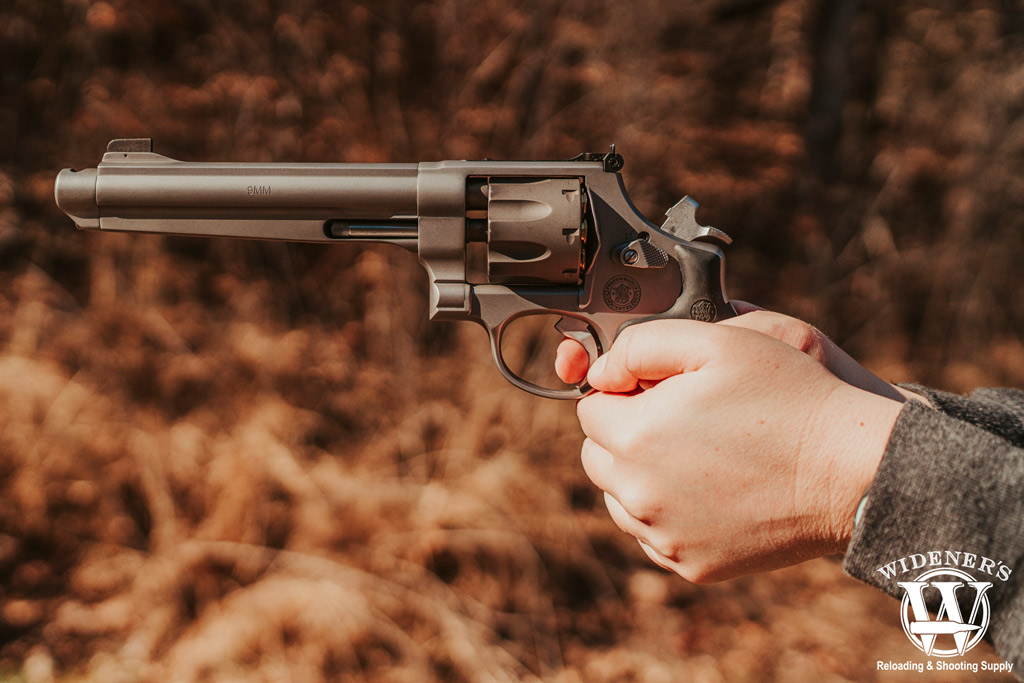 a photo of the Smith & Wesson 929 model revolver