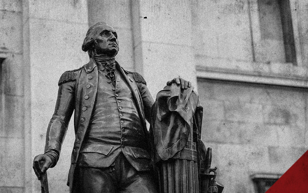 a photo of george washington's statue